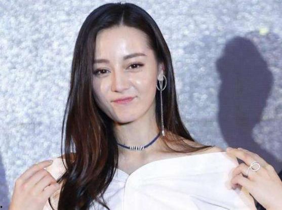 娱乐圈爆料真实热巴,热巴真实一面曝光,网友直呼颠覆想象! 第2张 娱乐圈爆料真实热巴,热巴真实一面曝光,网友直呼颠覆想象! 第2张